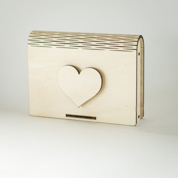 Schönes Schmuckkästchen aus Holz mit Herz um deine Liebe zu zeigen – Bild 8