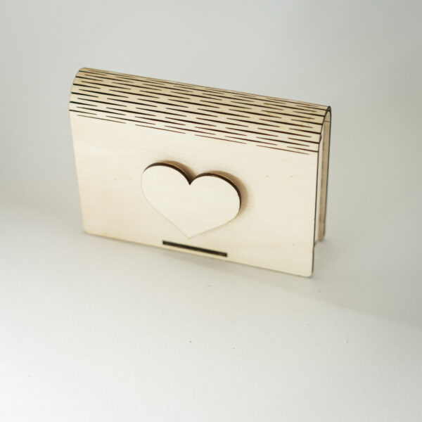 Schönes Schmuckkästchen aus Holz mit Herz um deine Liebe zu zeigen – Bild 7